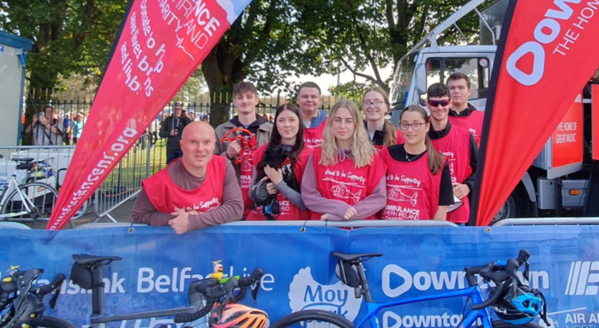 Picture of SERC students at the Belfast Half Marathon